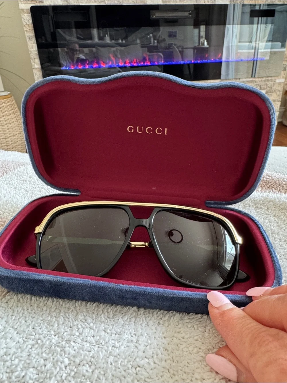 Gucci Black and Gold Oversized Aviator Sunglasses